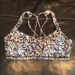 Lululemon Spirt Bra Size 4